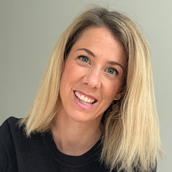 <strong><span>Daniela Krispl</span> Leder & Schuh AG</strong><br>Bespielt als Marketing Leiterin der Leder und Schuh AG, der Dachmarke von Humanic und Shoe4You, unterschiedlichste Marktkommunikationsinstrumente – mit hohem Wiedererkennungswert.